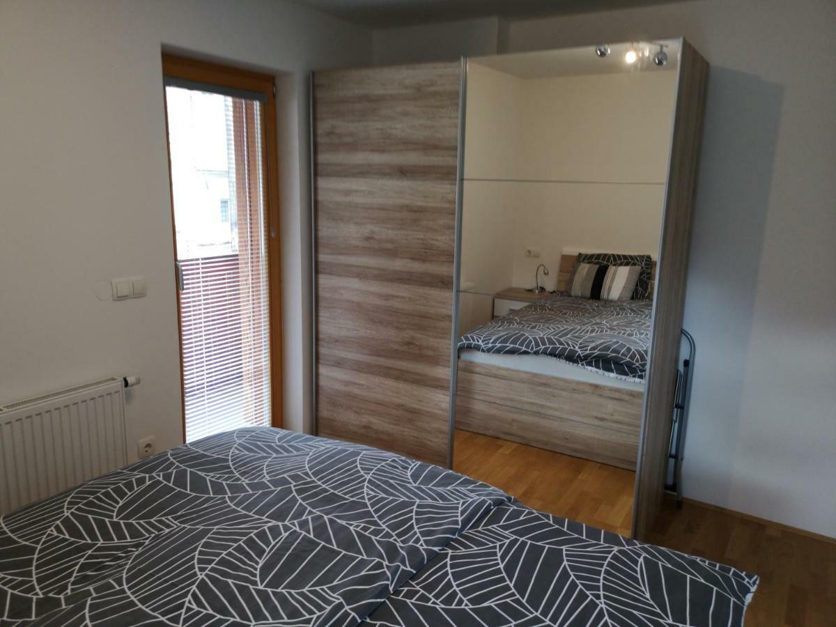 Apartma Lucijana モイストラナ エクステリア 写真