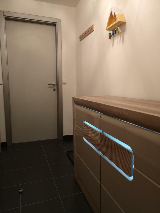 Apartma Lucijana モイストラナ エクステリア 写真
